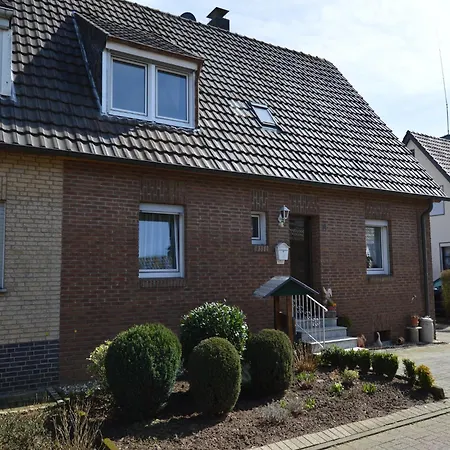 Apartment For Four Rees